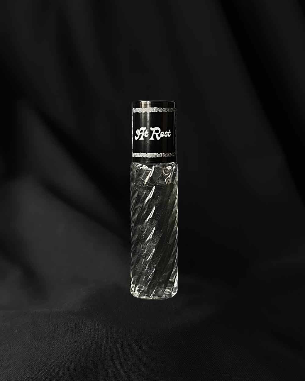 At Rest ~ Huile de parfum (Encens et Terre)