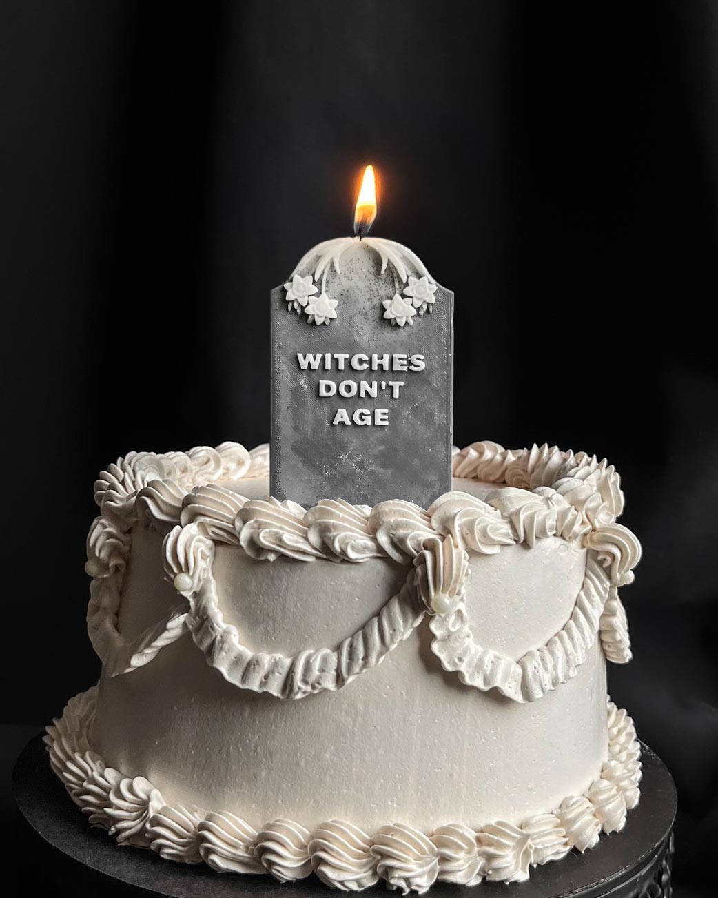 Witches Don't Age ~ Bougie D’Anniversaire
