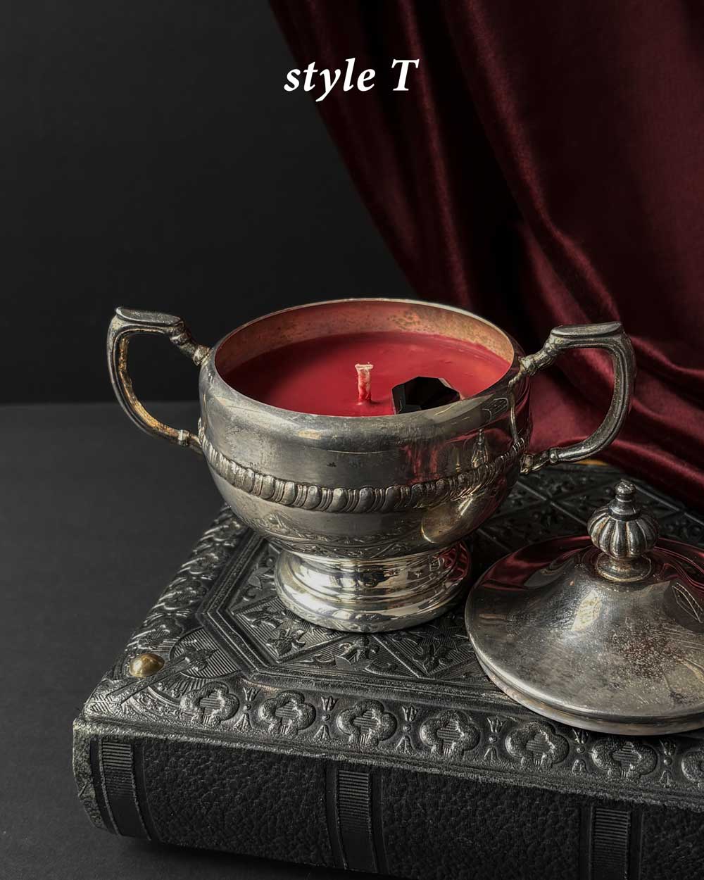 Cauldron Candle ~ Red Wax with Coffin