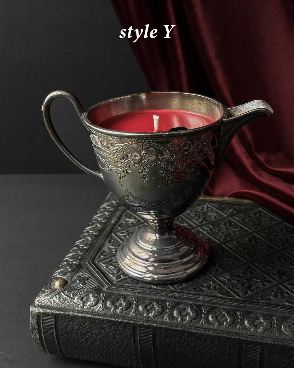 Cauldron Candle ~ Red Wax with Coffin