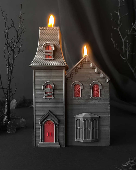 Haunted Manor Candle