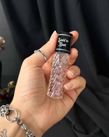 Laid to Rest ~ Huile de Parfum (Rose et Encens)