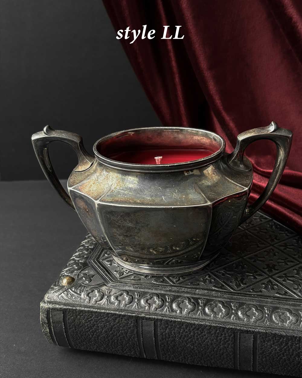 Cauldron Candle ~ Red Wax with Coffin